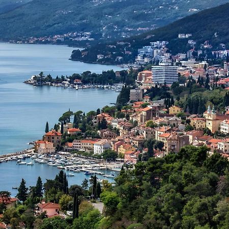 Apartment Feria 1 Opatija Eksteriør billede